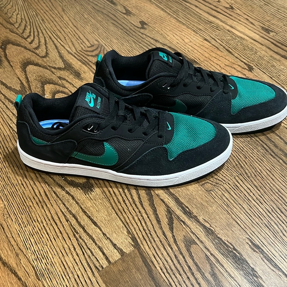 Nike SB Alleyoop